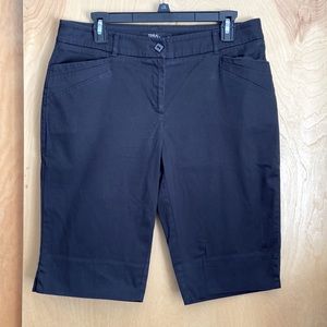 Tribal Bermuda Shorts in Black Sz 10